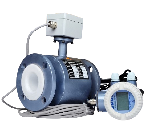 Remote Type Electromagnetic Flow Meter - Accuracy: 0.5 %