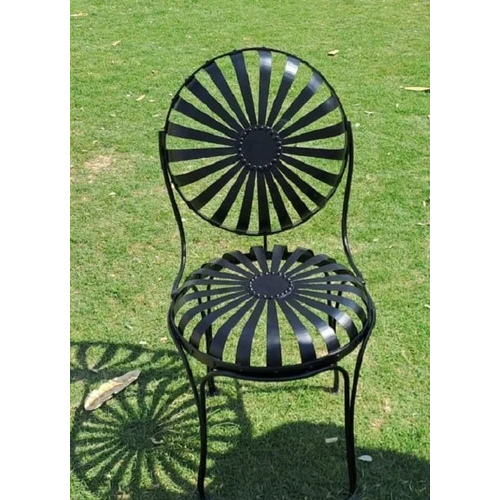 Black Paint Coated Iron Chair