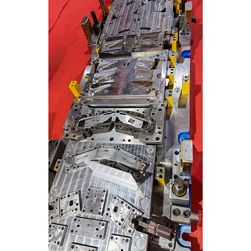 XL-1003 Metal Mould - Premium Quality Metal Standard Size Silver Color | Long-Lasting Industrial Performance Versatile Precision Molding