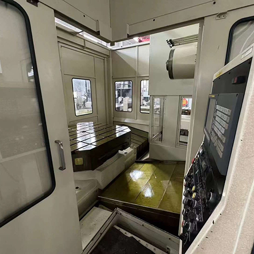 Mitsui HS8A Horizontal Machining Center - Stainless Steel, Silver Finish | High Performance, Automatic Operation, Touch Screen, Frequency Speed Control