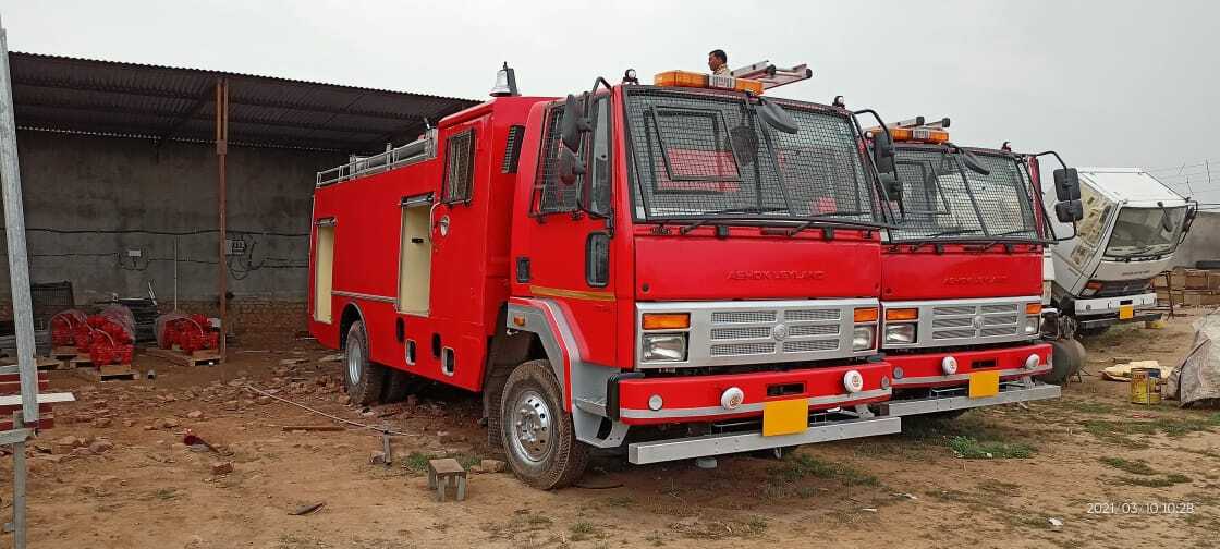 Foam Tender Ndrf - Color: Fire Red