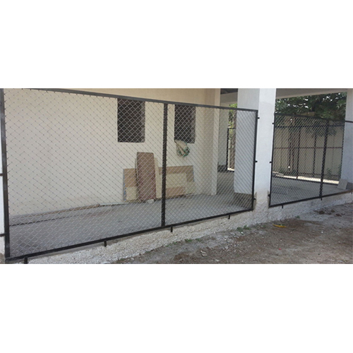 MS Angle With GI Chain Link Fencing