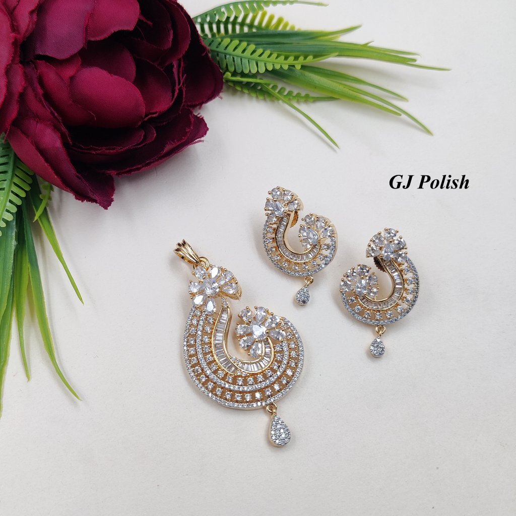 American Diamond Delicate & Stylish Pendant Set