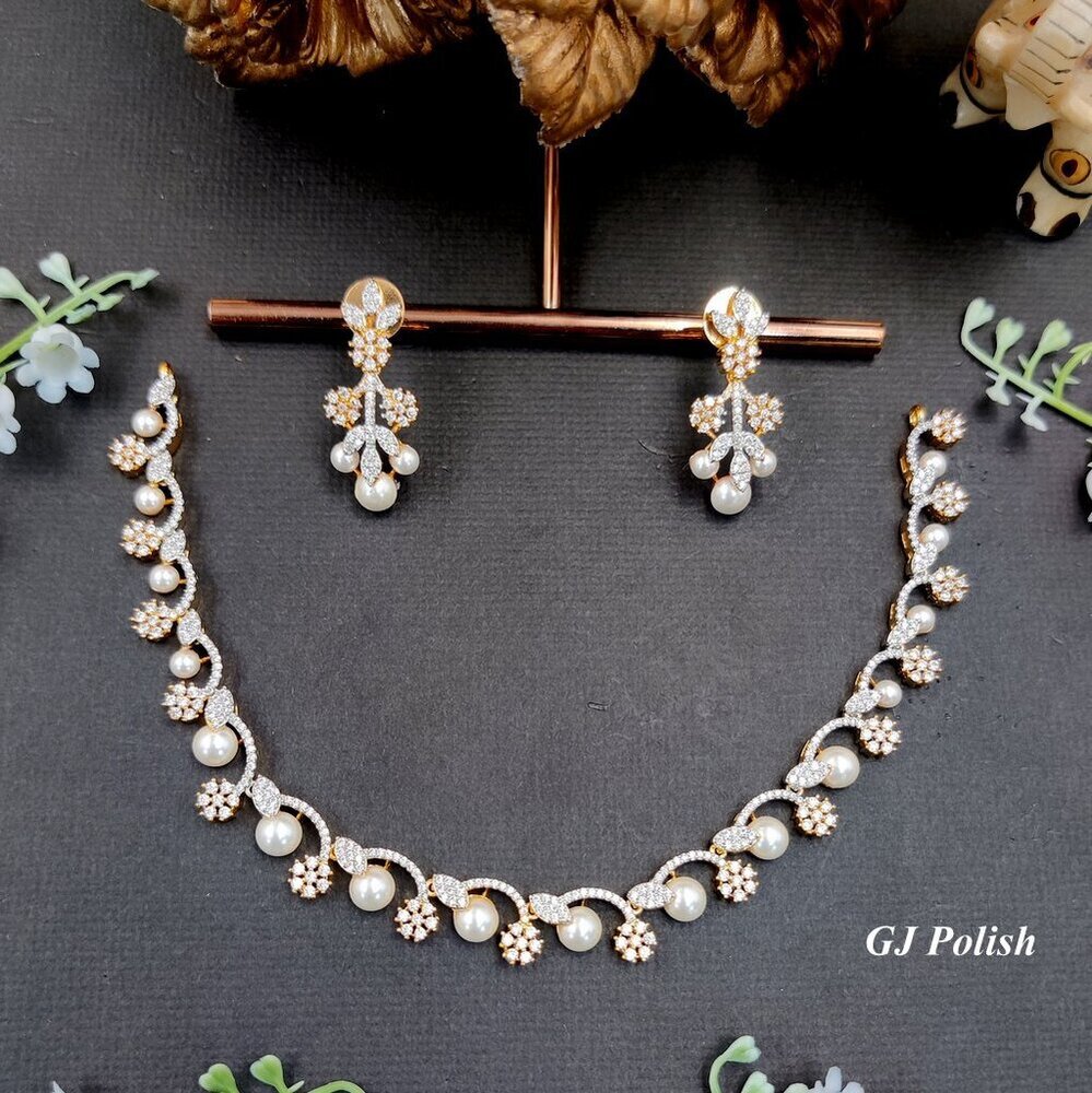 AD Classy Necklace Set