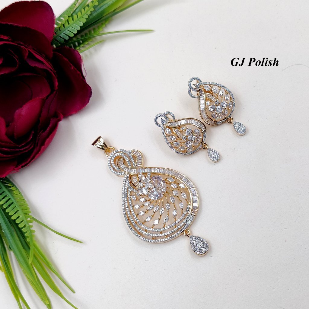 AD Classy Necklace Set