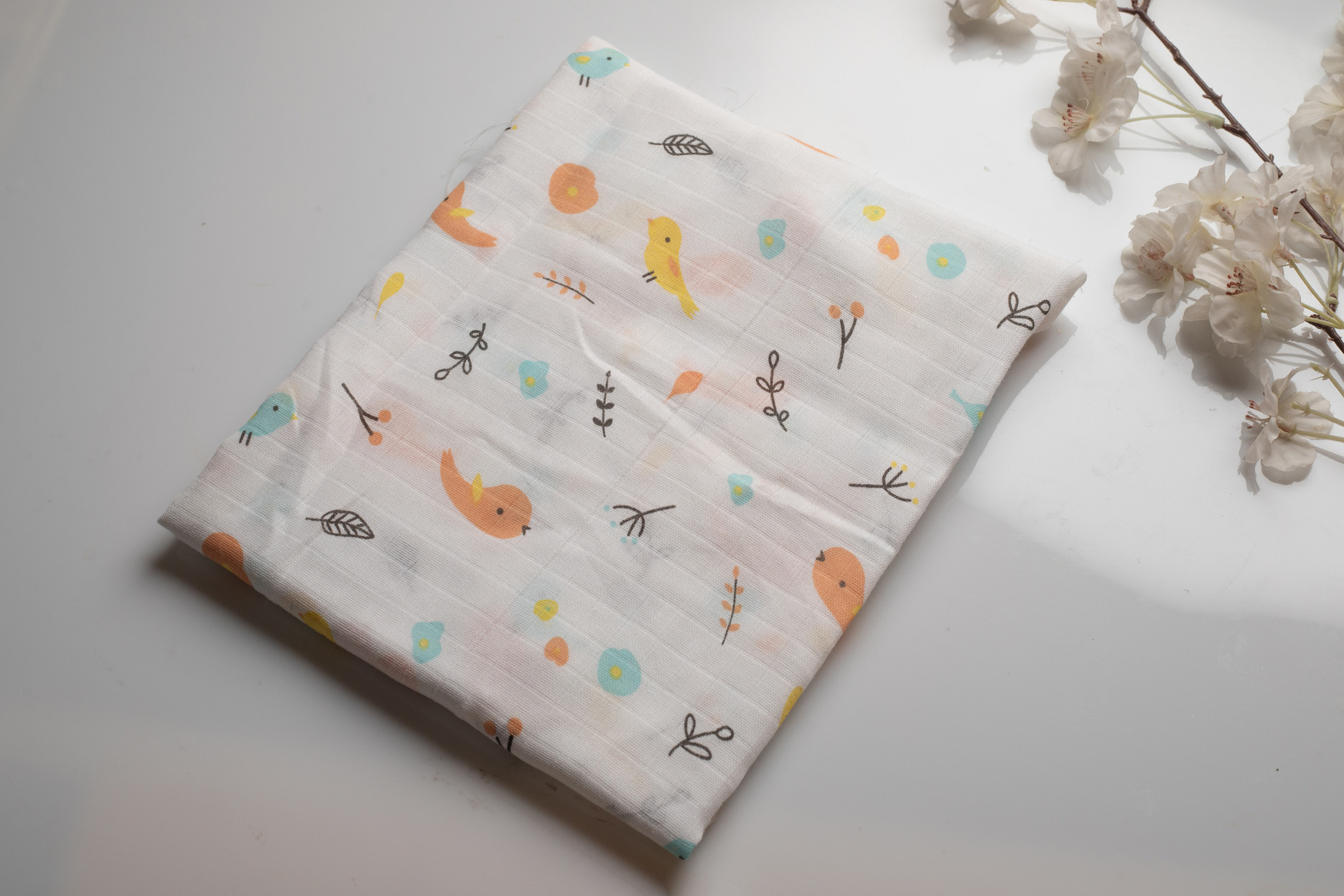 100% Compact Cotton Muslin Baby Print Fabric