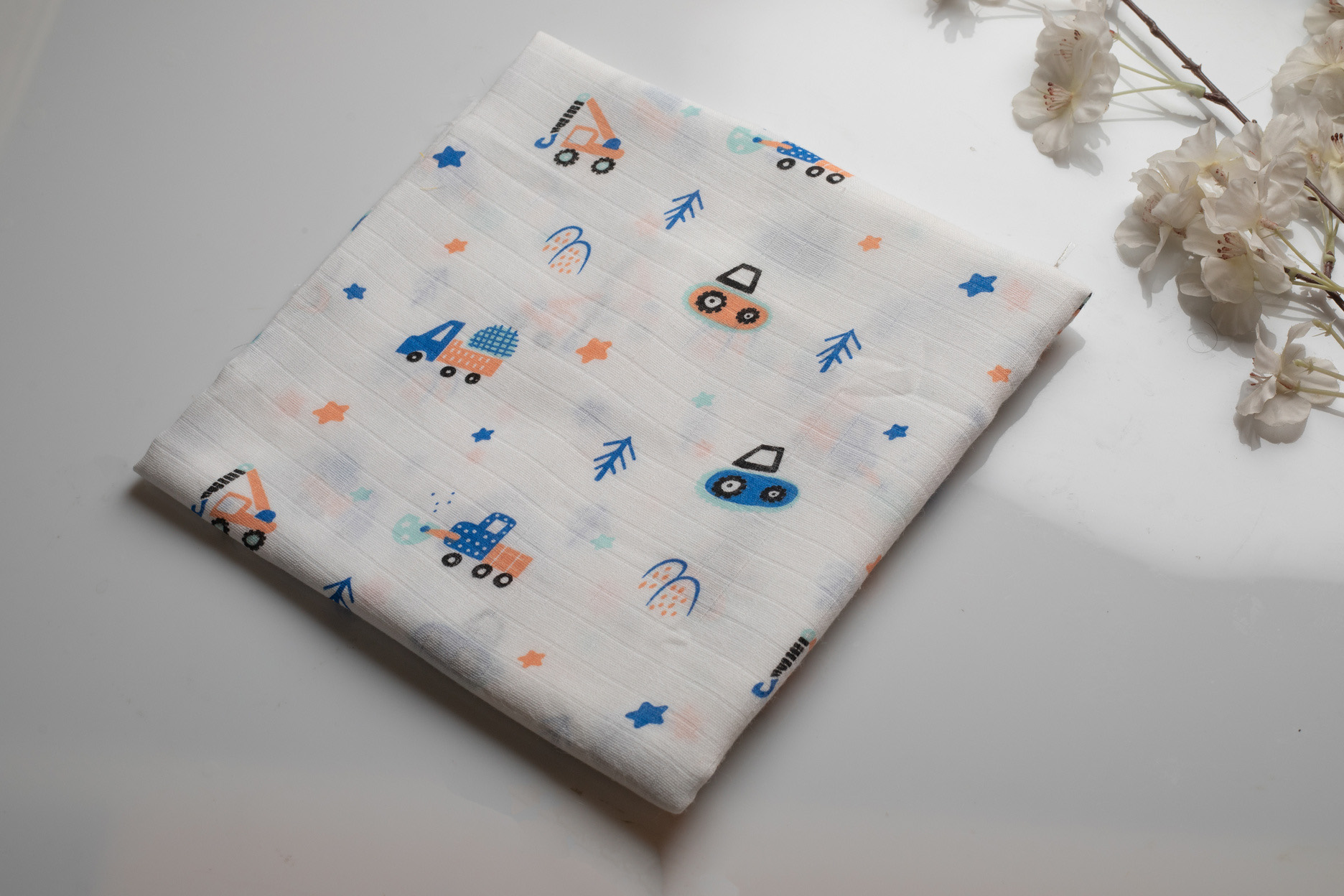 100% Compact Cotton Muslin Baby Print Fabric