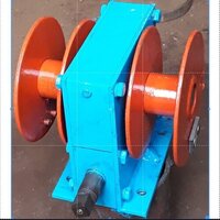 12 .5 Meter high mast pole winch