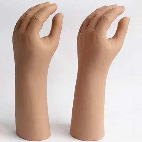 Silicone Customise Artificial Hand - Attributes: Strong & Durable