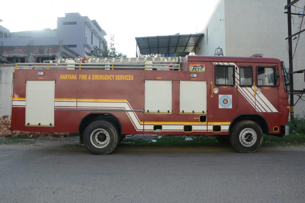Water Tender Type B - Color: Fire Red