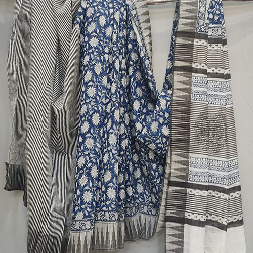 Flower Printed Kalamkari Saree - Color: Multicolor Available