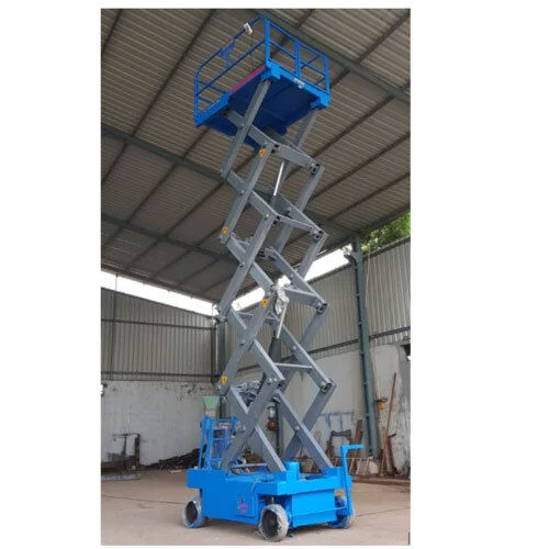 Self Propelled Scissor Lift