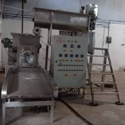 Automatic Pasta Making Machine - Capacity: 500 Kg/Hr Kg/Hr