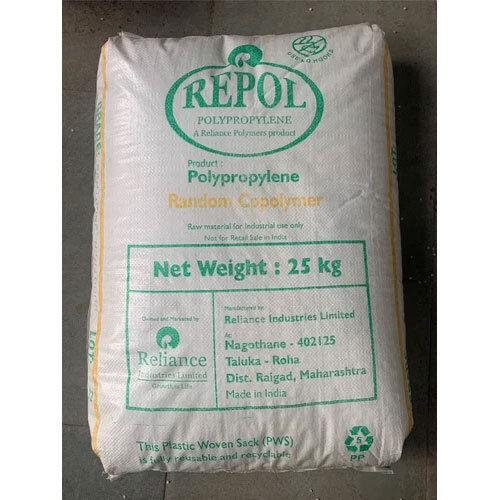 Pp Random Reliance Srm100Nc Granules - Color: White