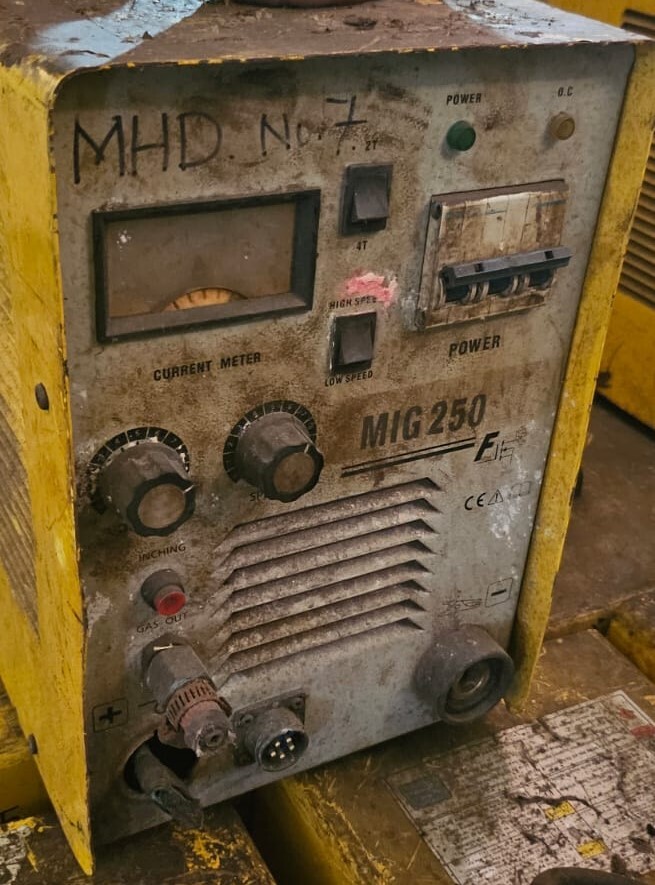 Mig Welding Machine - 250 Amps