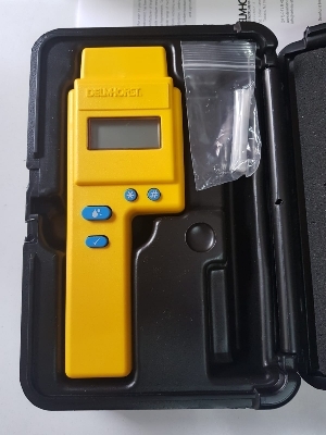 Delmhorst Moisture Meter