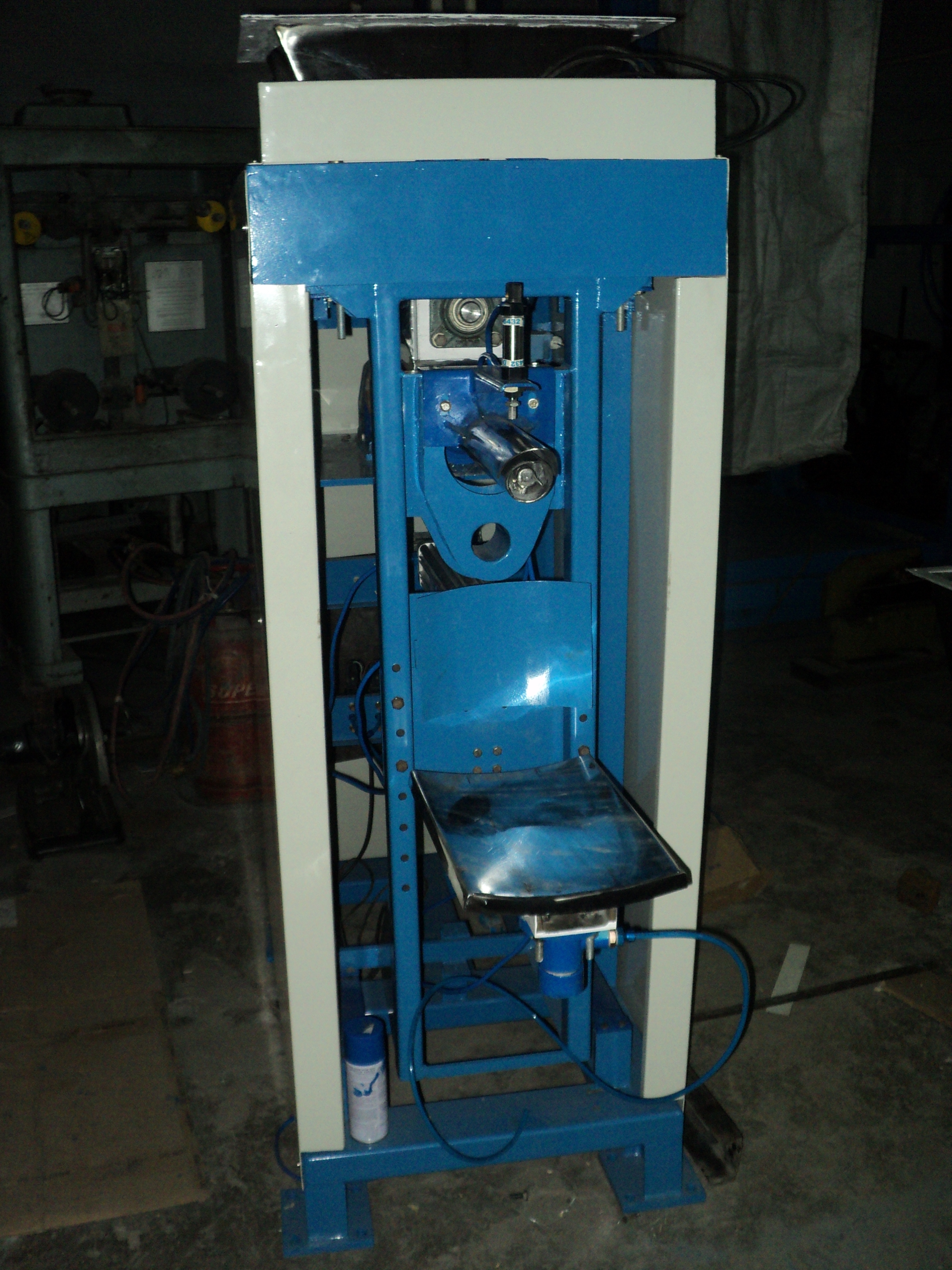 Rock Salt Bag Filling Machine Filling Capacity: 10 To 100 T/hr
