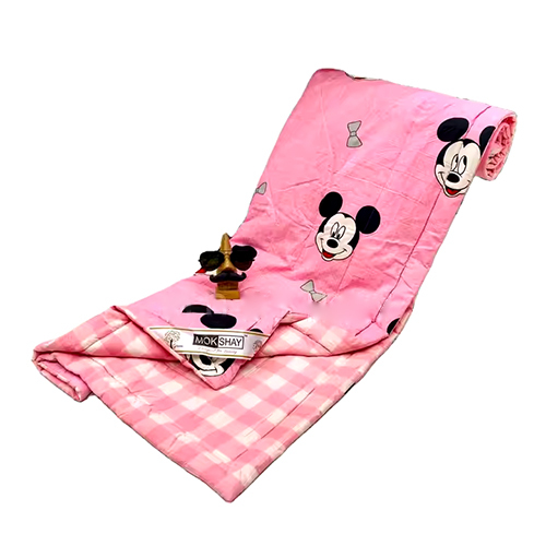 Trendy Baby Pink Color Cartoon Print Single Bed Reversible Comforter Set for Home