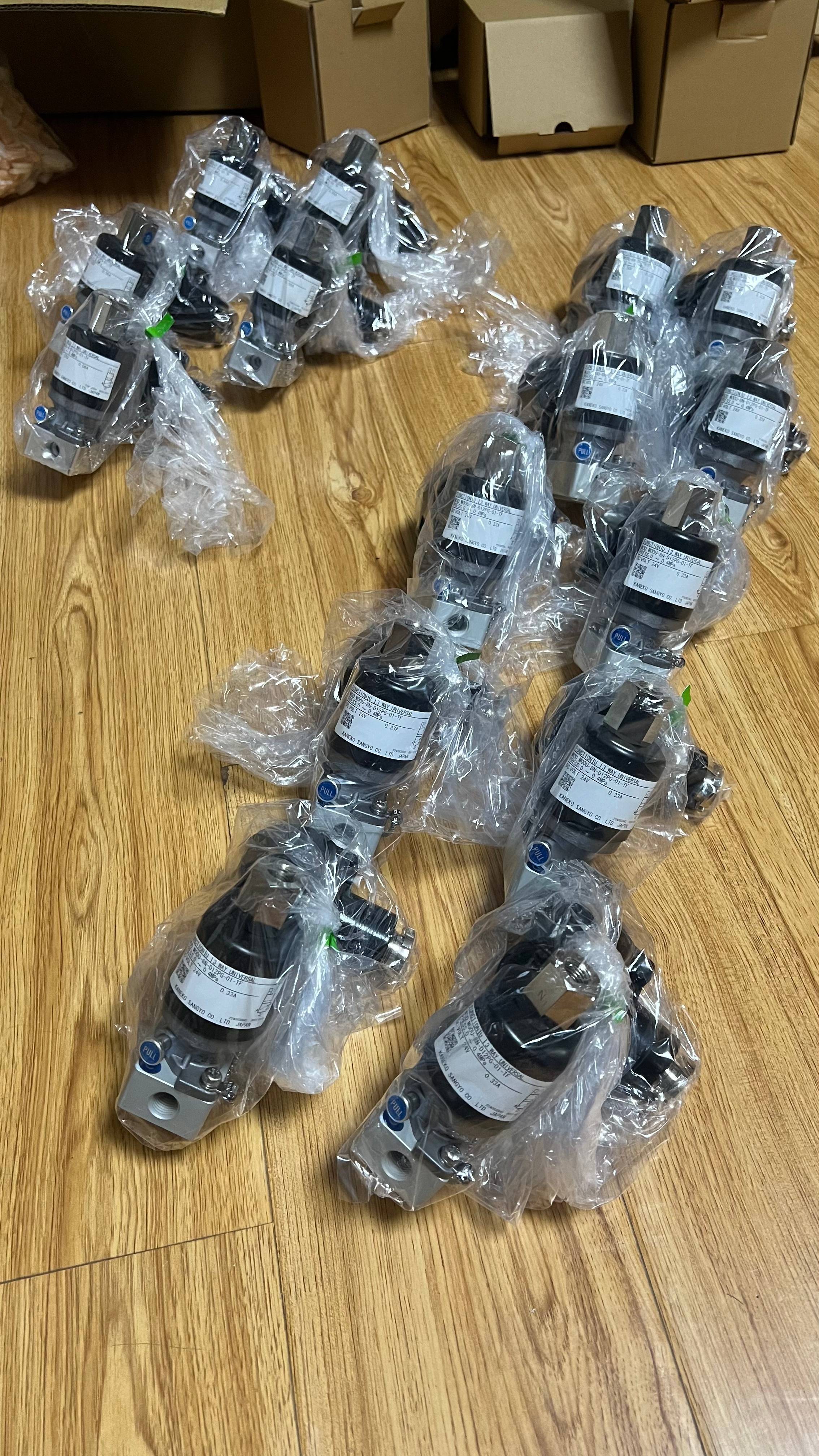 M15G-10N-D12PG-TF Kaneko Solenoid Valve