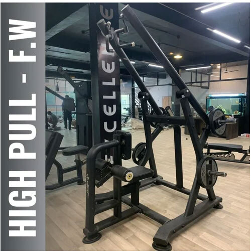प्लेट लोडेड लैट पुल डाउन - नेक्सॉन फिटनेस