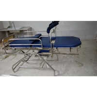 Ss Telescopic Labour Table - Cover Material: Foam