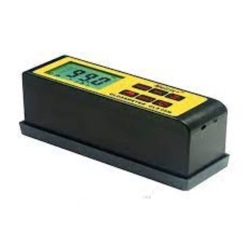 Triple Angle Gloss Meter - Color: Black