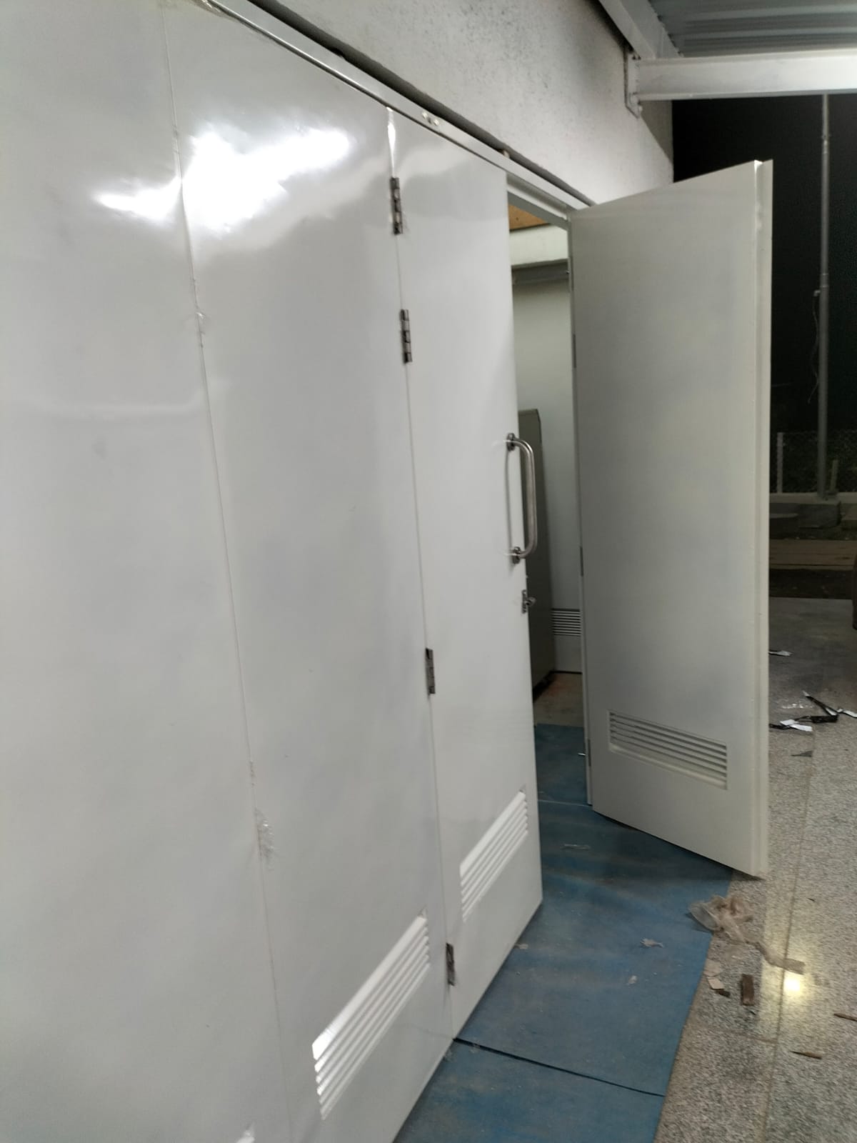 Industrial Safety Door Design: Modern