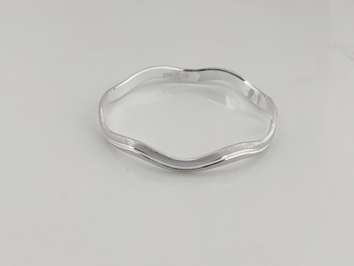 SILVER Classic Wave Kada - 2.2 to 2.8 Inches 18 to 21 Grams | Artisan-Crafted Heritage Accessory Celebrating Cultural Elegance
