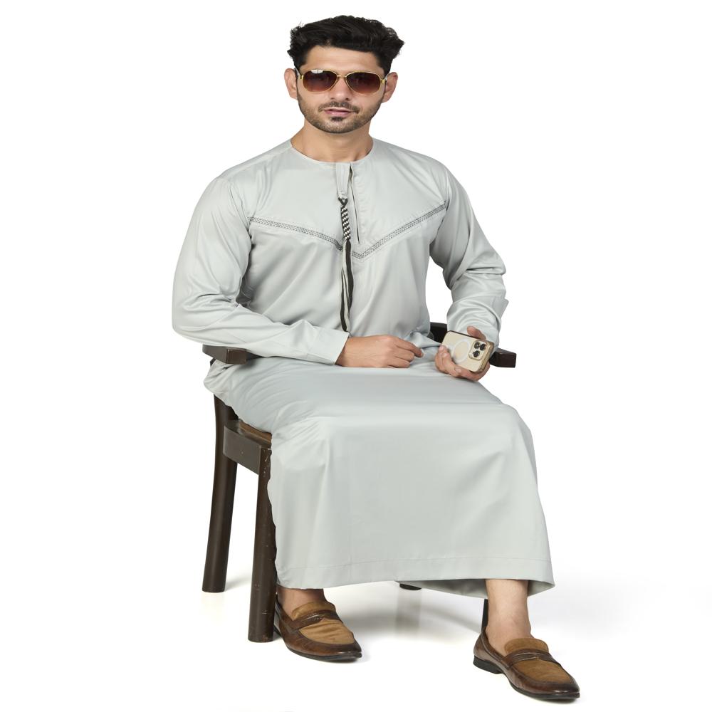 Majestic Omani Arabic Thobe