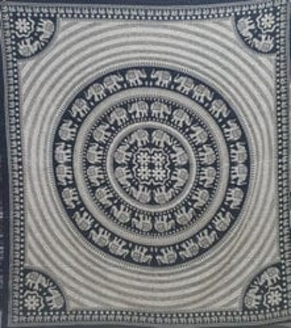Tapestry Bed Sheets - Color: Black And White