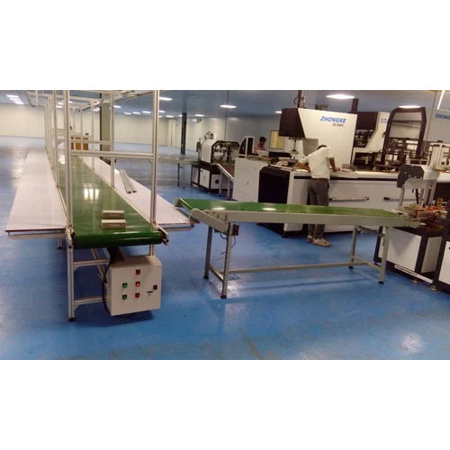 Mobile Box Packing Assembly Belt Conveyor - Color: Green