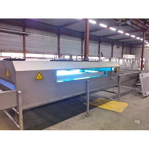 Belt Conveyor With Oven - Color: Silver