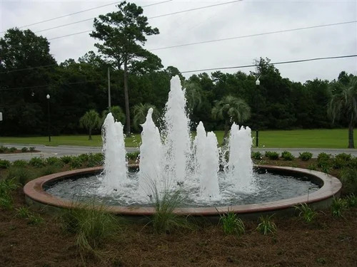 Foam Fountains - Color: White