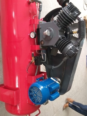 3Hp Compressor - Motor Power: 3 Horsepower (Hp)