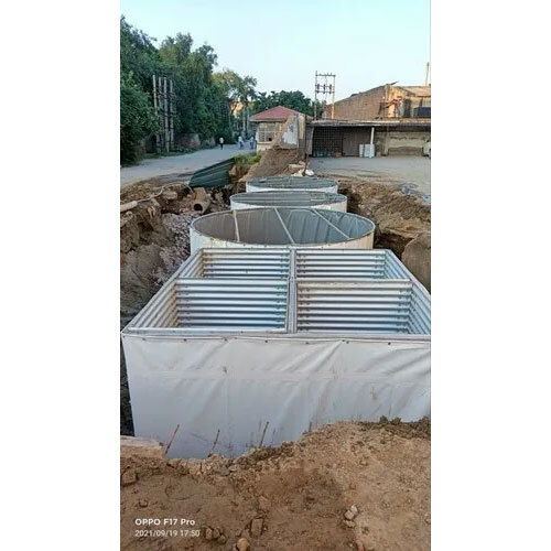 Water Tanks Of Effluents Pre Treated Effluent - Color: Silver