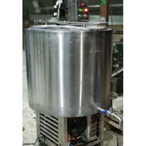 Ss Bulk Milk Cooler - Capacity: 300 Ltr