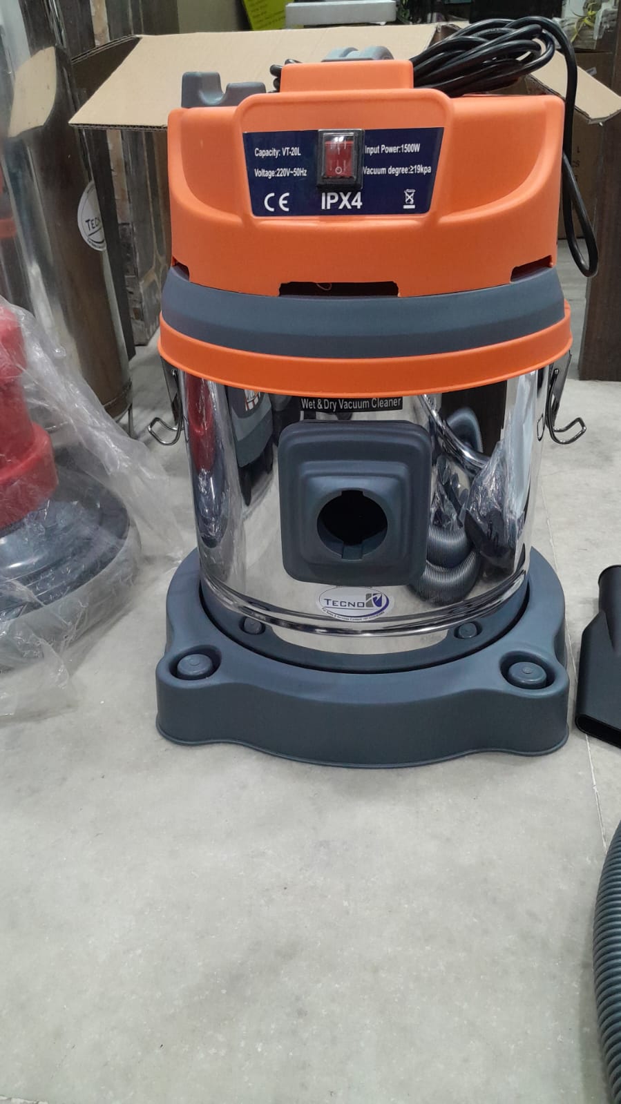 Wet and Dry Vacuum Cleaner 1500 Watt