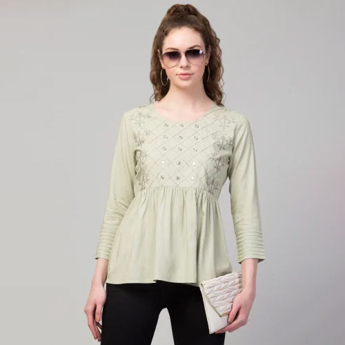 Bo31 Green Ladies Fancy Top - Pattern: Plain