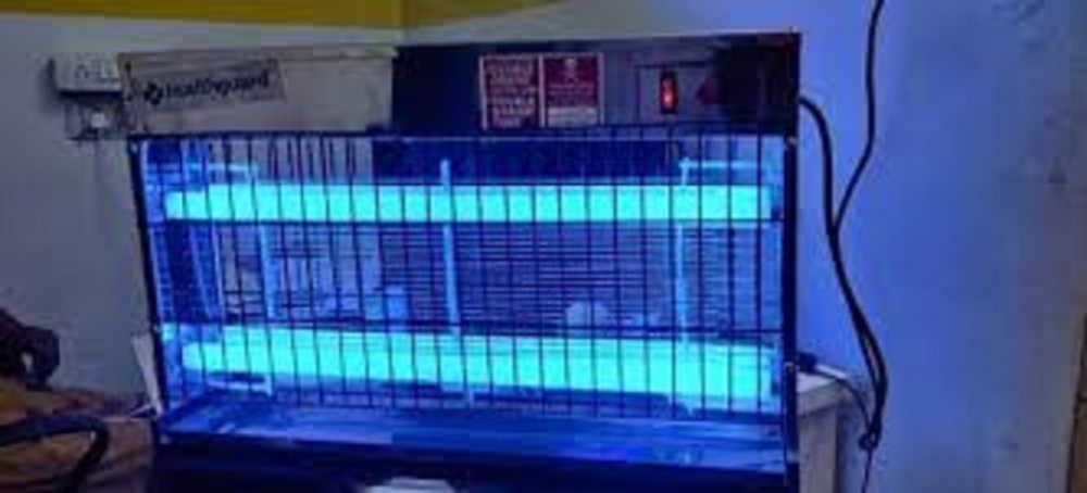 Ss Fly Killer - Stainless Steel, Box Dimensions 600 X 140 X 375 Mm, 2 Uv Tubes 24" Each (18w), Indoor Use, Ac Powered