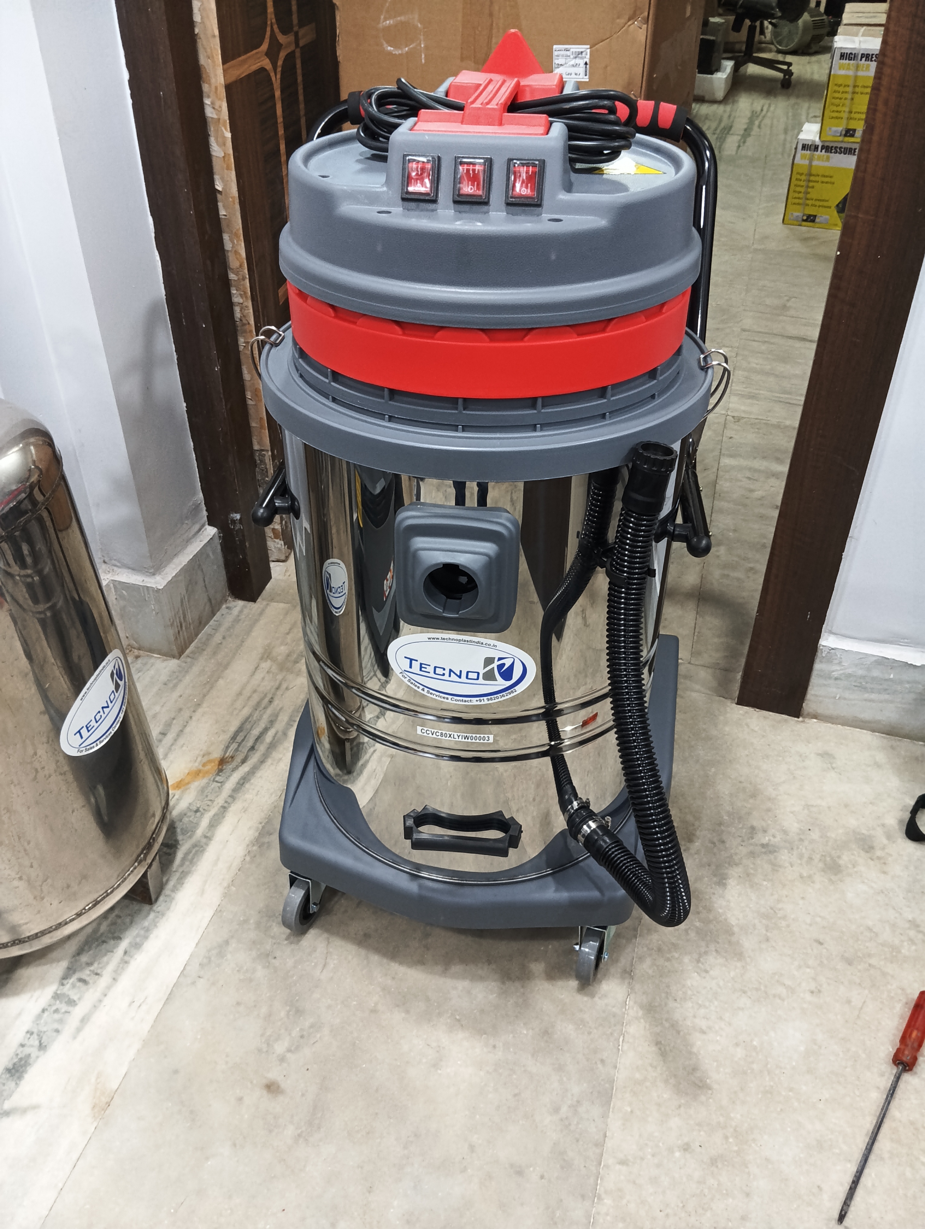 Industrial Wet And Dry Vacuum Cleaner 3 Phase