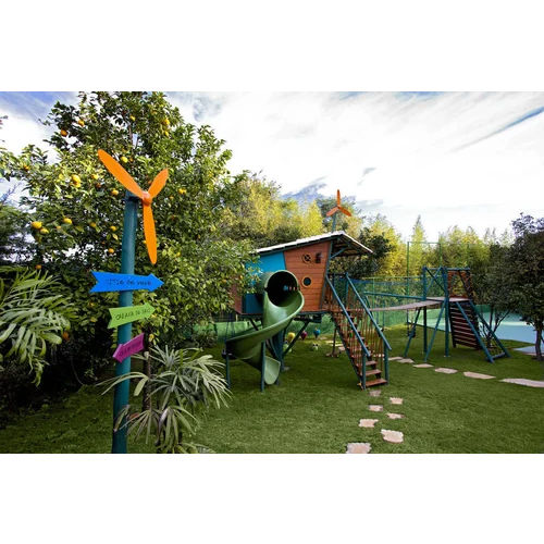 Children Outdoor Playing Station - Material: Pvc