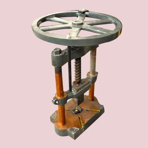 Hand Press Paper Plate Making Machine