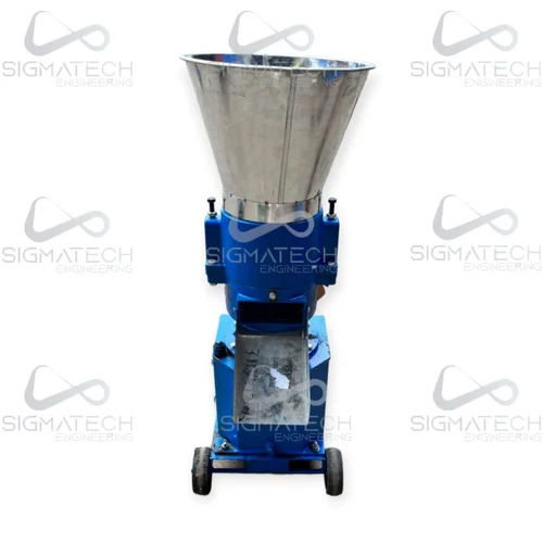 Mini Cattle Feed Pellet Machine - Capacity: 40-50 Kg/Hr Kg/Hr