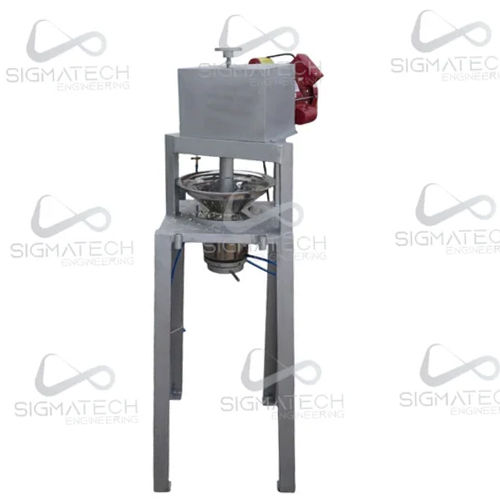 Long Cut Sevai Making Machine - Capacity: 25 Kg/Hr