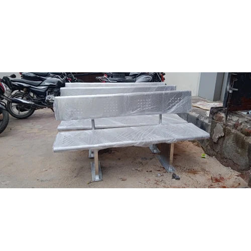 Ss 4 Seater Bench - Color: Silver