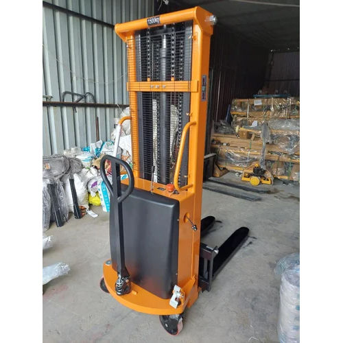 1.5 Ton Electric Stacker - Attributes: Strong