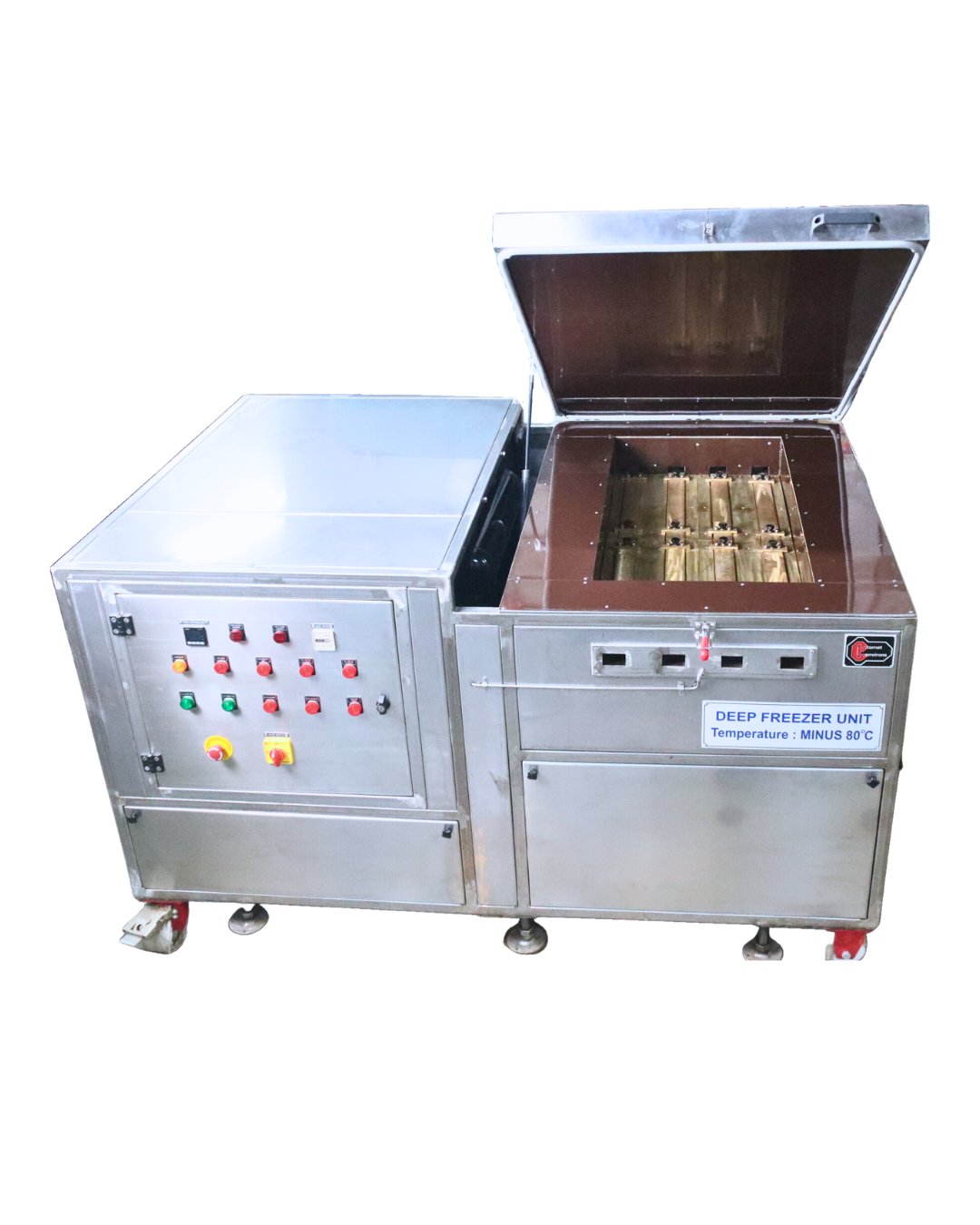Razor Blade Sub-Zero Treatment Chamber