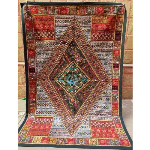 Vintage Tapestry Wall Hanging - Color: Multicolor