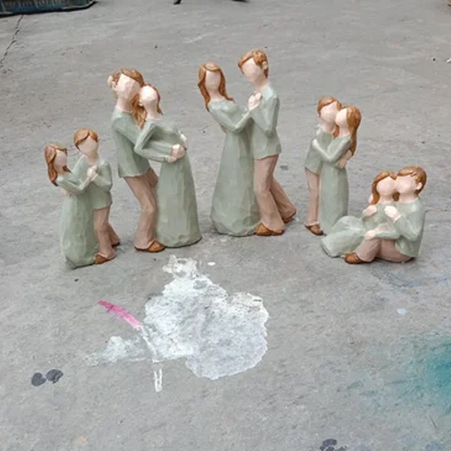 Resin Modern Couple Statue