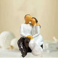 Polyresin Love Couple Statue
